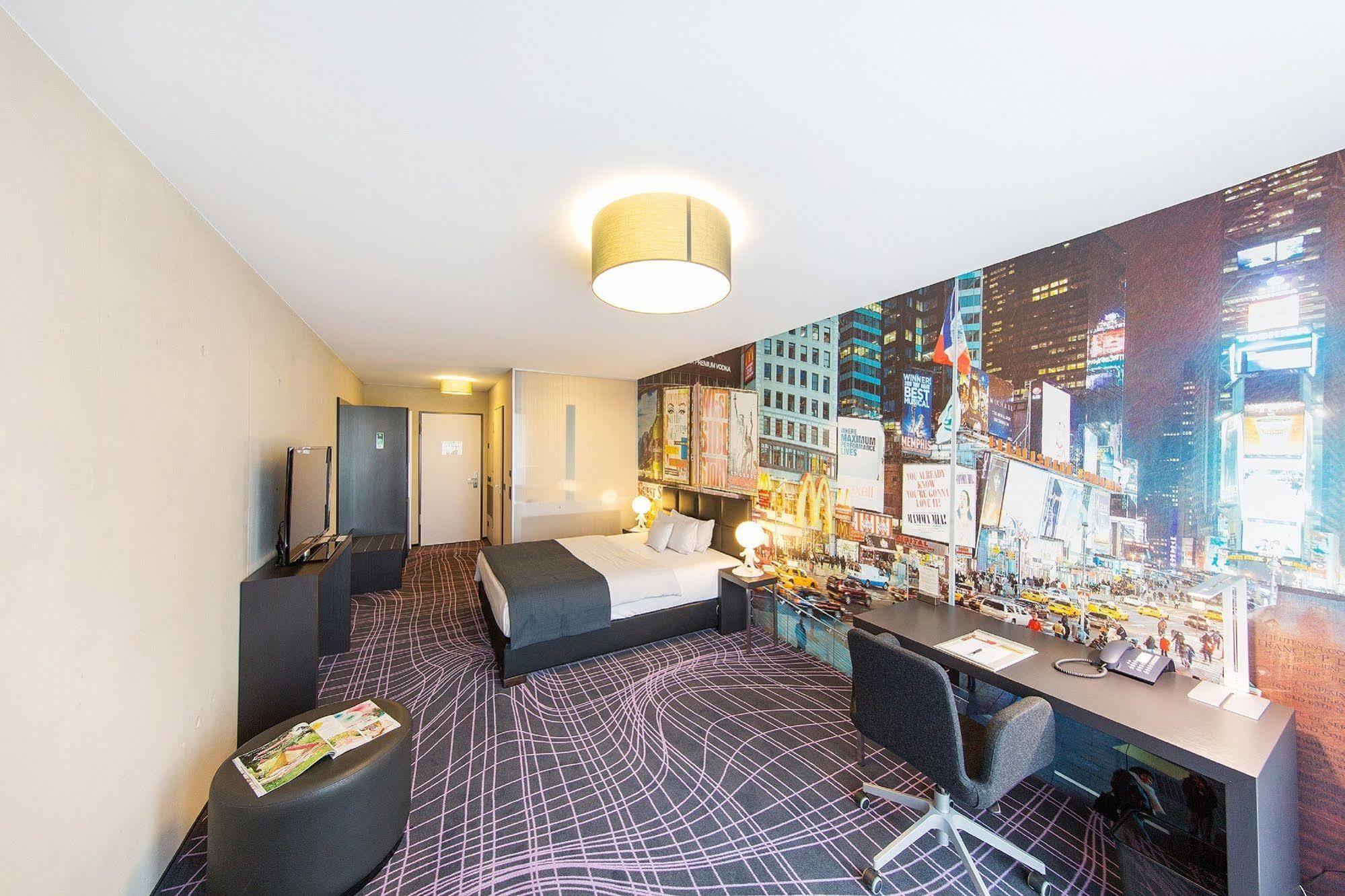 Euronova Arthotel โคโลญ ภายนอก รูปภาพ